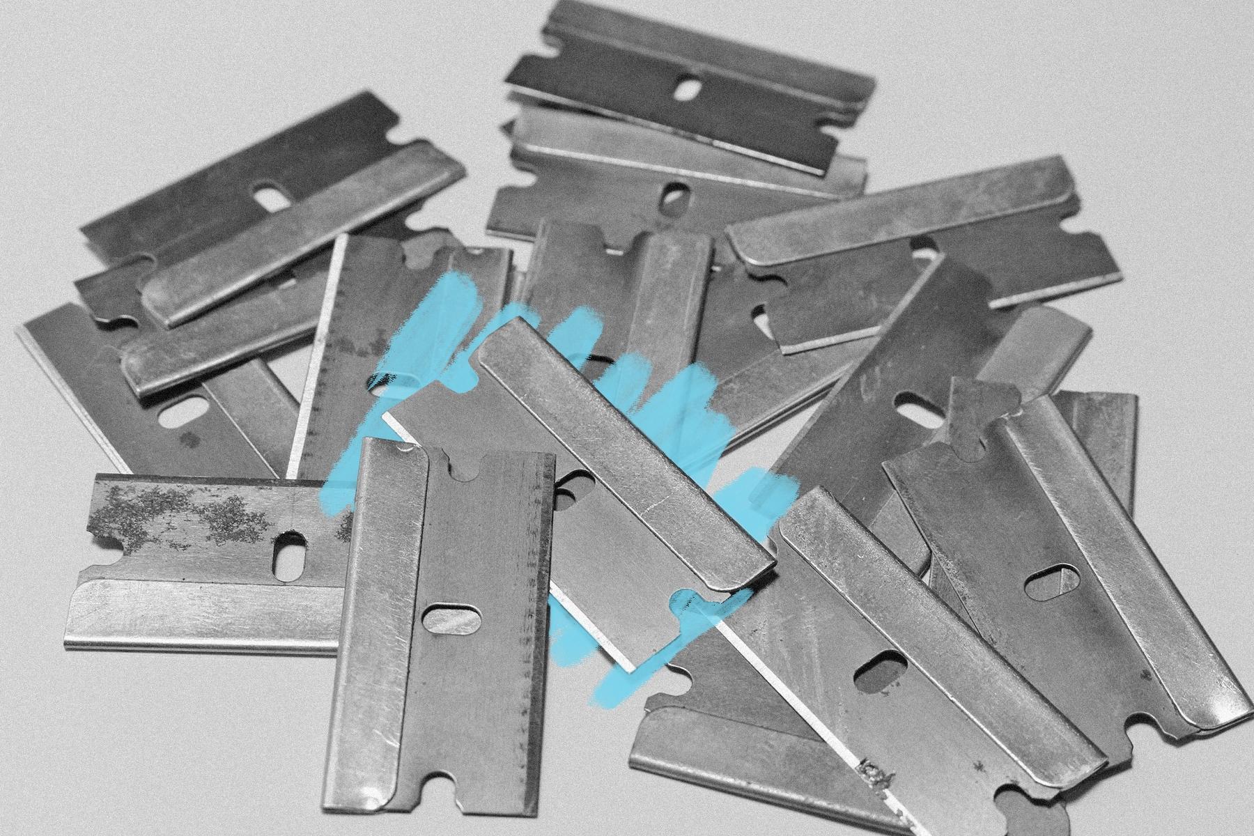Razor blade collection